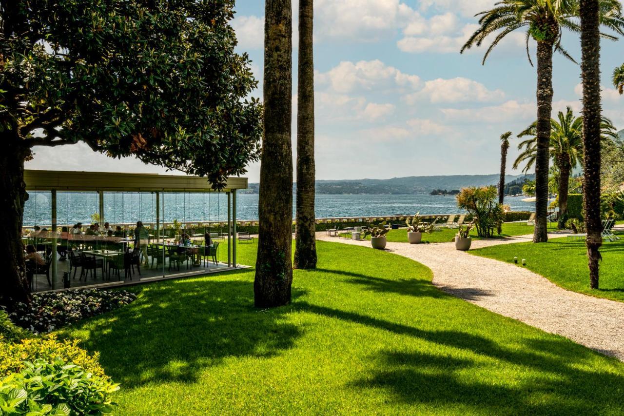 Hotel Bella Riva Gardone Riviera Exterior photo