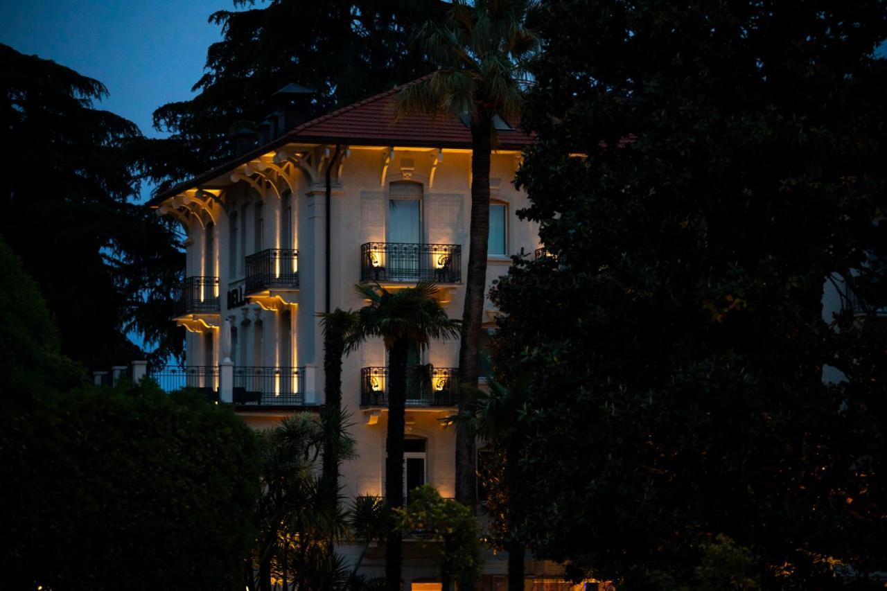 Hotel Bella Riva Gardone Riviera Exterior photo